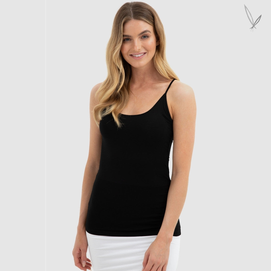 Lucia Cami - Black