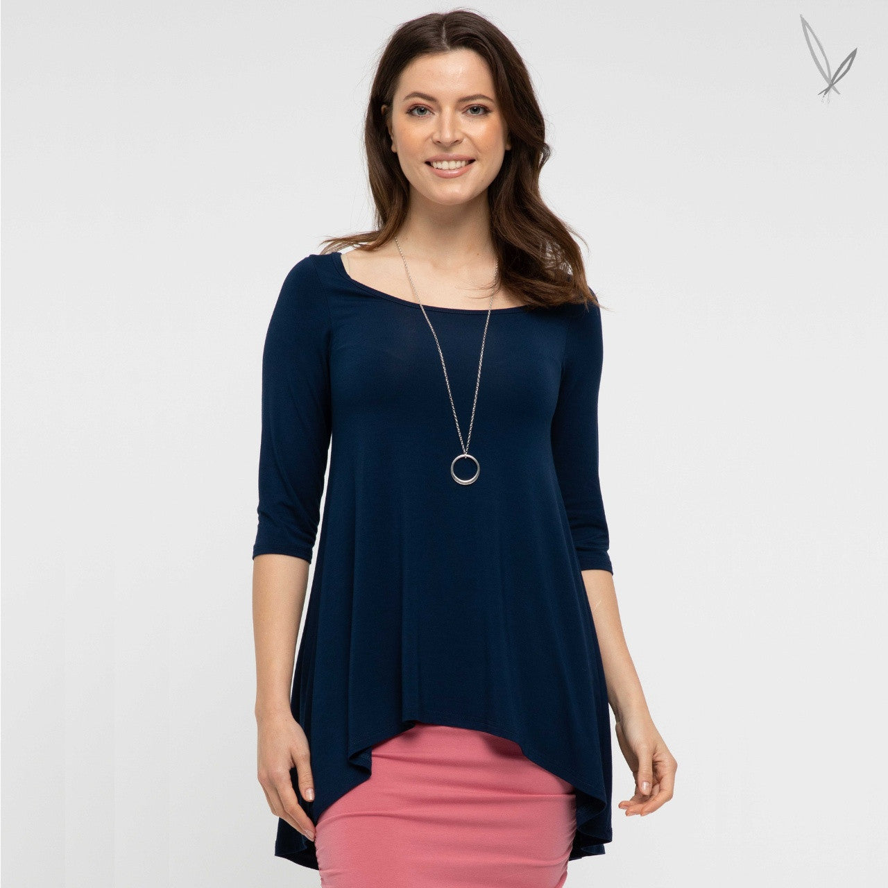 Bamboo Hi Lo Hem Top - Navy