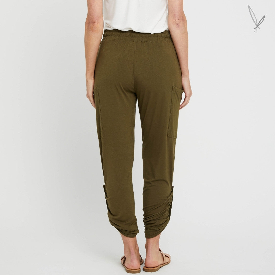 Bamboo Pocket Pants - Dark Olive